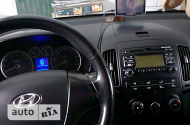Хэтчбек Hyundai i30 2009 в Полтаве
