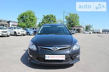 Універсал Hyundai i30 2010 в Харкові