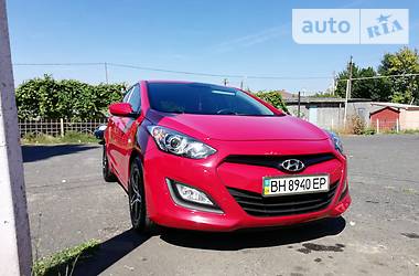 Хэтчбек Hyundai i30 2012 в Черноморске