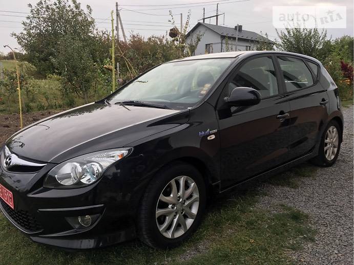 Хэтчбек Hyundai i30 2011 в Ровно