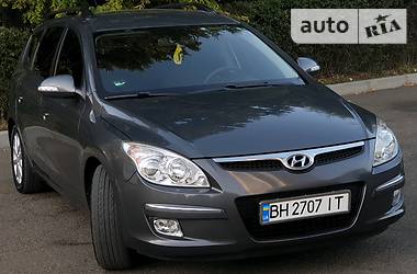 Универсал Hyundai i30 2009 в Одессе