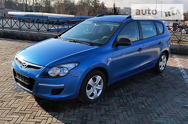 Универсал Hyundai i30 2010 в Харькове