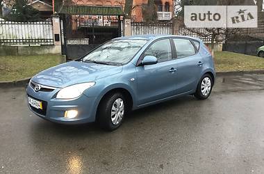 Хэтчбек Hyundai i30 2009 в Киеве