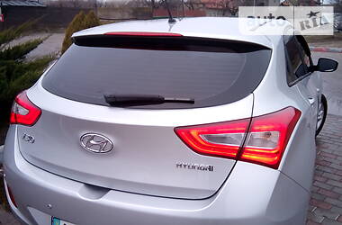 Хэтчбек Hyundai i30 2012 в Мелитополе