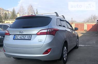 Универсал Hyundai i30 2014 в Львове