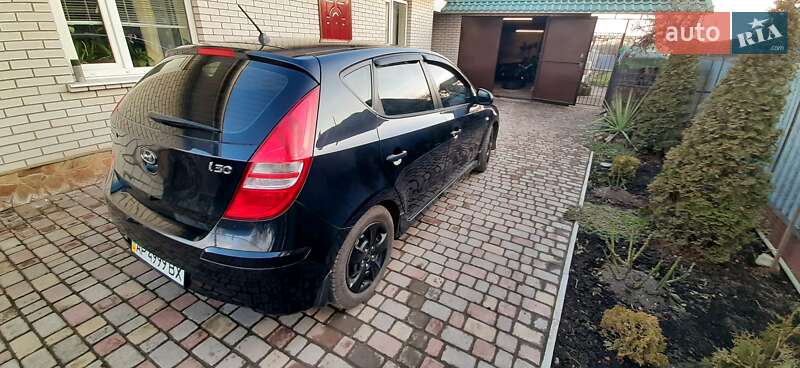 Хетчбек Hyundai i30 2010 в Запоріжжі