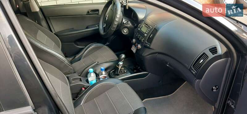 Хетчбек Hyundai i30 2010 в Запоріжжі
