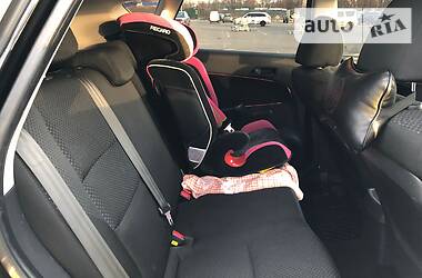 Хетчбек Hyundai i30 2011 в 
