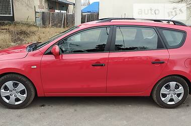 Универсал Hyundai i30 2009 в Шостке