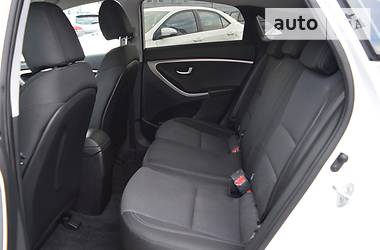 Хетчбек Hyundai i30 2014 в 