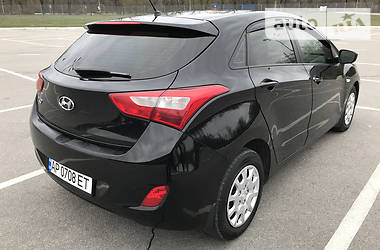 Хетчбек Hyundai i30 2013 в 