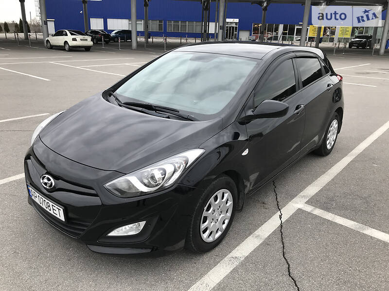 Хэтчбек Hyundai i30 2013 в Запорожье
