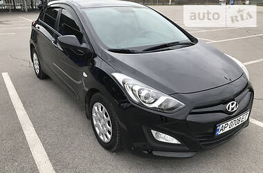 Хетчбек Hyundai i30 2013 в 
