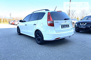 Універсал Hyundai i30 2011 в 