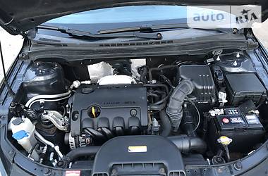 Хетчбек Hyundai i30 2009 в 