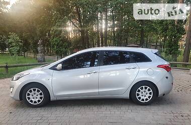 Універсал Hyundai i30 2014 в Луцьку