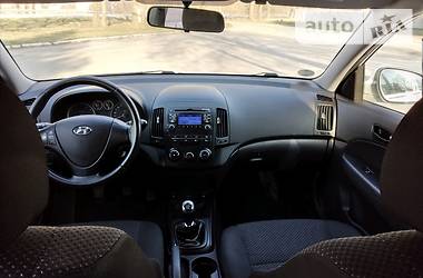 Седан Hyundai i30 2011 в 