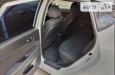 Седан Hyundai i30 2011 в 
