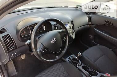 Седан Hyundai i30 2011 в 