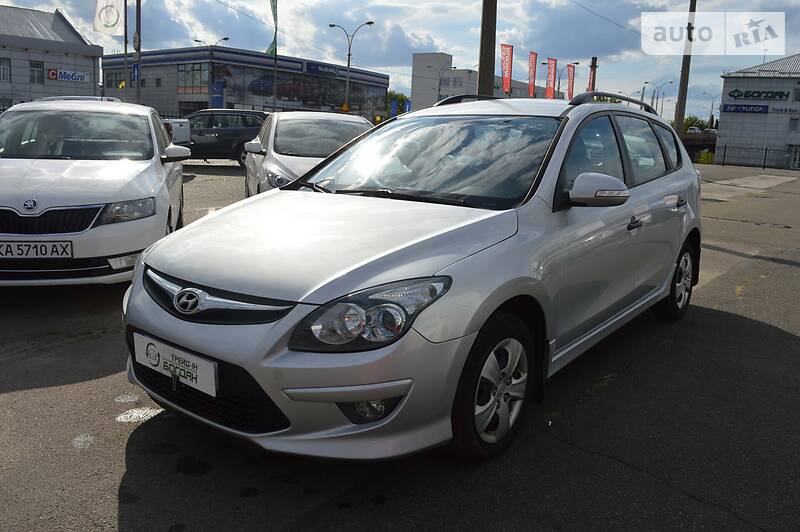 Універсал Hyundai i30 2011 в Києві