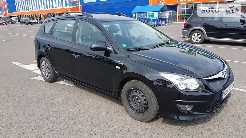 Універсал Hyundai i30 2012 в Луцьку
