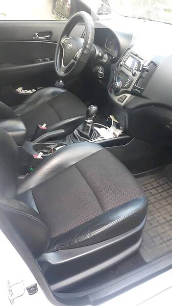 Універсал Hyundai i30 2010 в Борисполі фото 4 Універсал Hyundai i30 2010 в Борисполі