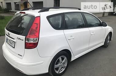 Універсал Hyundai i30 2012 в 