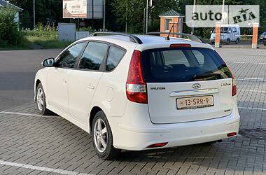 Універсал Hyundai i30 2012 в 