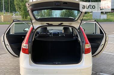 Універсал Hyundai i30 2012 в 