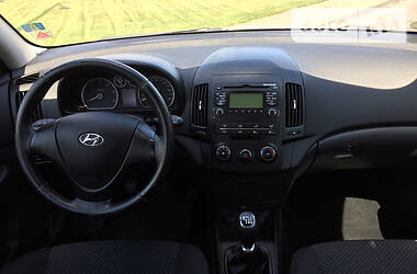 Универсал Hyundai i30 2010 в Ковеле