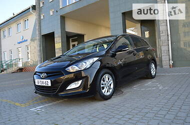 Универсал Hyundai i30 2014 в Стрые