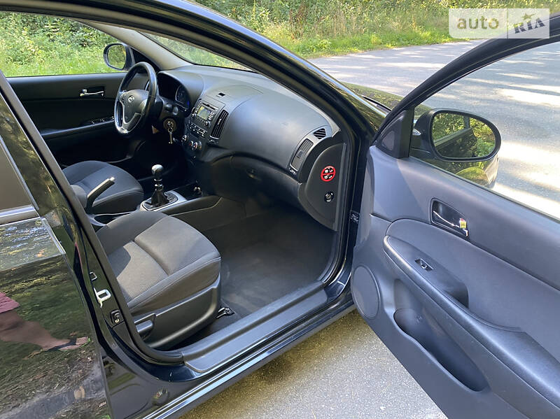 Універсал Hyundai i30 2008 в Житомирі