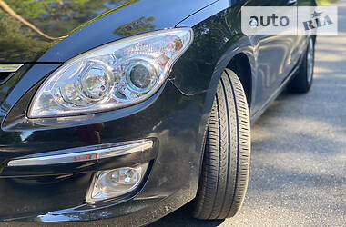 Універсал Hyundai i30 2008 в 