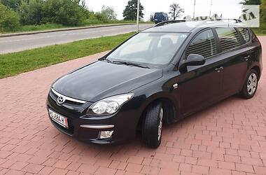 Універсал Hyundai i30 2009 в 