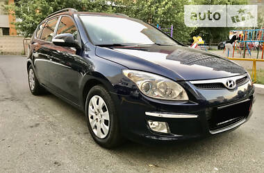 Универсал Hyundai i30 2009 в Киеве