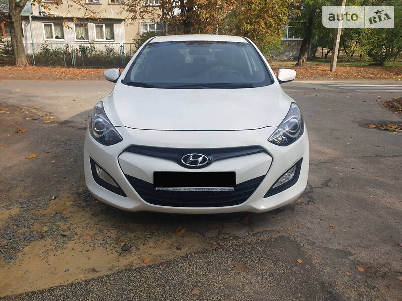 Хэтчбек Hyundai i30 2014 в Харькове