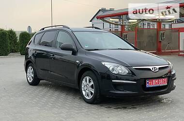 Универсал Hyundai i30 2009 в Луцке