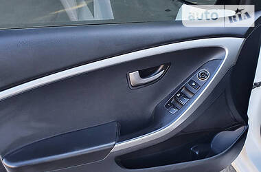 Хетчбек Hyundai i30 2013 в Кривому Розі