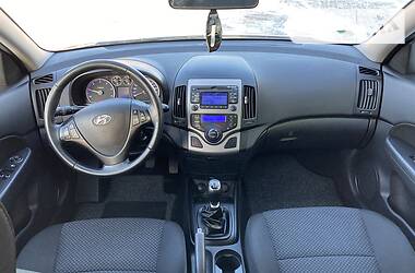 Універсал Hyundai i30 2010 в Стрию