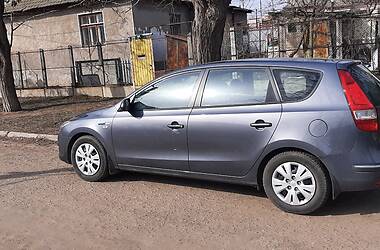 Универсал Hyundai i30 2010 в Одессе