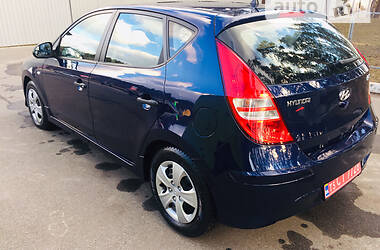 Хэтчбек Hyundai i30 2012 в Харькове