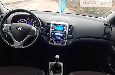 Универсал Hyundai i30 2010 в Одессе