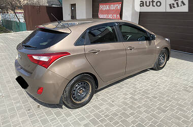 Хэтчбек Hyundai i30 2013 в Днепре