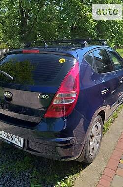 Хэтчбек Hyundai i30 2008 в Хусте