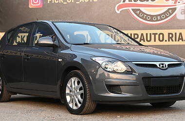 Хэтчбек Hyundai i30 2010 в Бердичеве