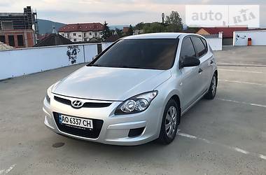 Хэтчбек Hyundai i30 2009 в Мукачево