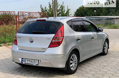 Хэтчбек Hyundai i30 2011 в Днепре