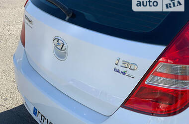 Хэтчбек Hyundai i30 2011 в Дубно