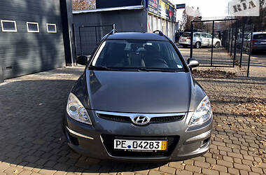 Универсал Hyundai i30 2009 в Полтаве