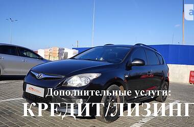 Унiверсал Hyundai i30 2011 в Миколаєві